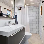Amazing In With 2 Bedrooms And Wifi 펜션 에벨토프트